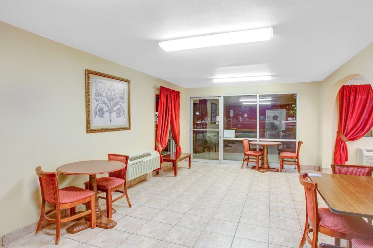 Baymont By Wyndham Coalinga Villa Luaran gambar
