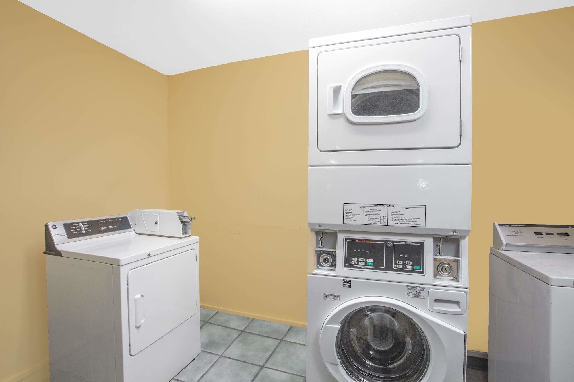 Baymont By Wyndham Coalinga Villa Luaran gambar